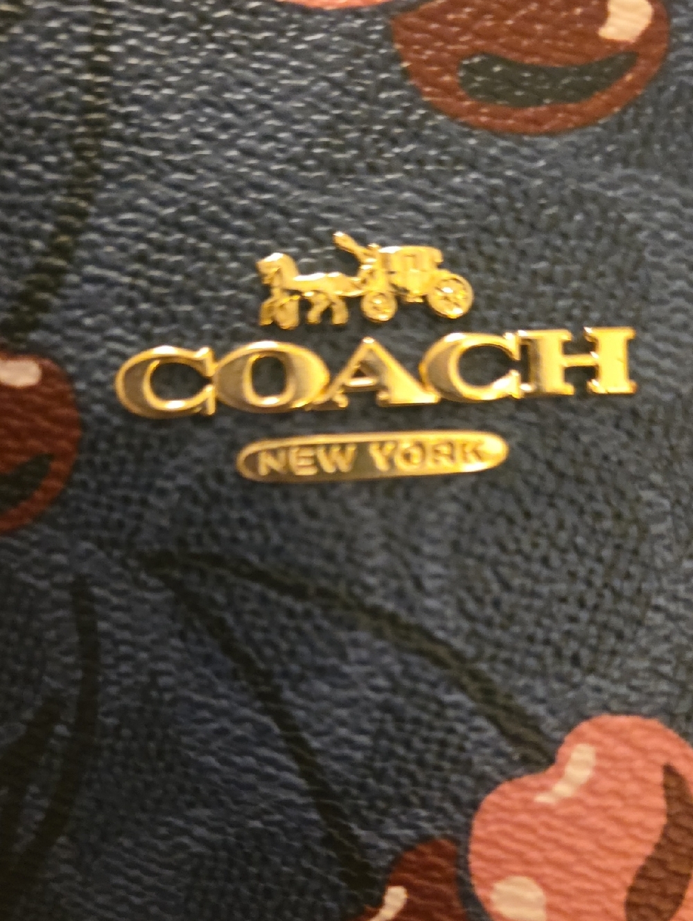 🍒Coach🍒Mollie City Tote🍒 Signature Canvas with Cherry🍒 Print Euc Beautiful! - Picture 2 of 10